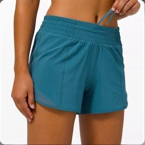 Lululemon Hotty Hot Shorts 2.5” Dark Teal Size 10